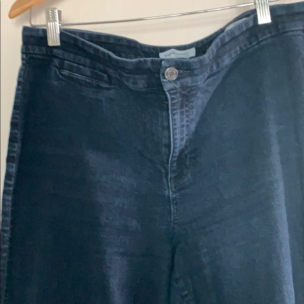 Jeans - Picture 2 of 5